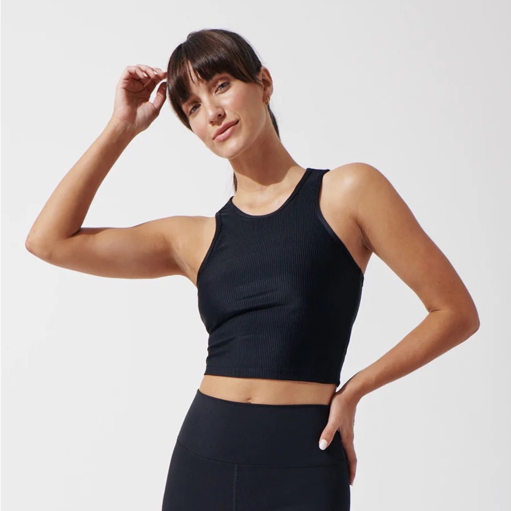 NWT Heroine Sport Little Rib Tank in black